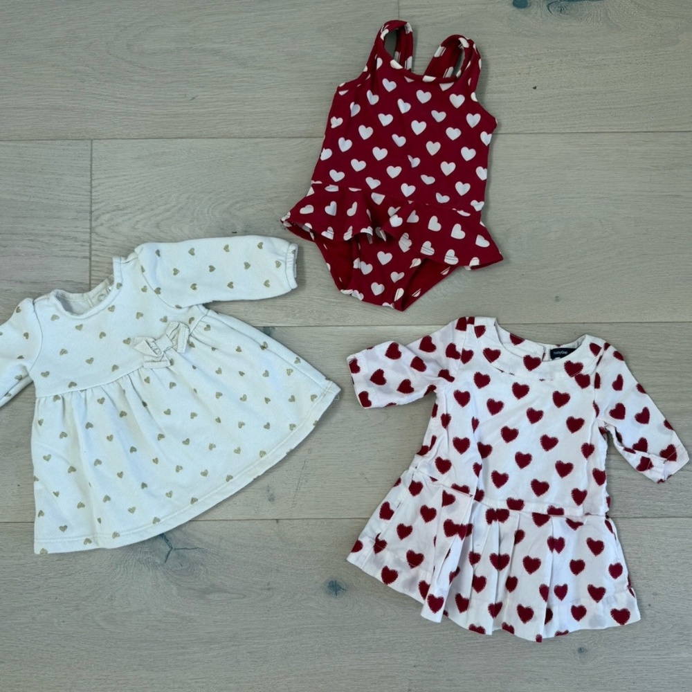 Baby Gap & Carter’s Heart Outfit Bundle 3-6 mo